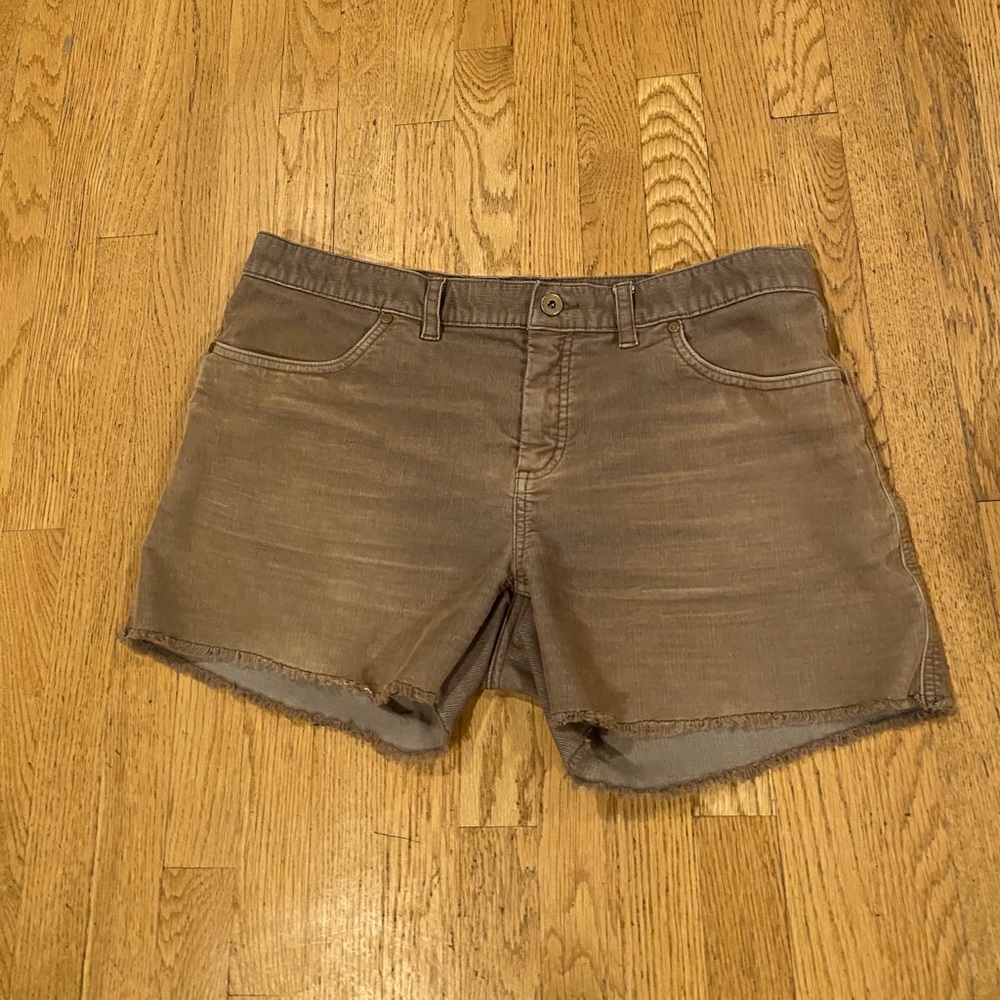 Carve Designs Oahu 4” short